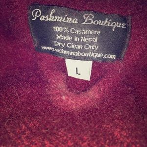 Large 100% cashmere robe